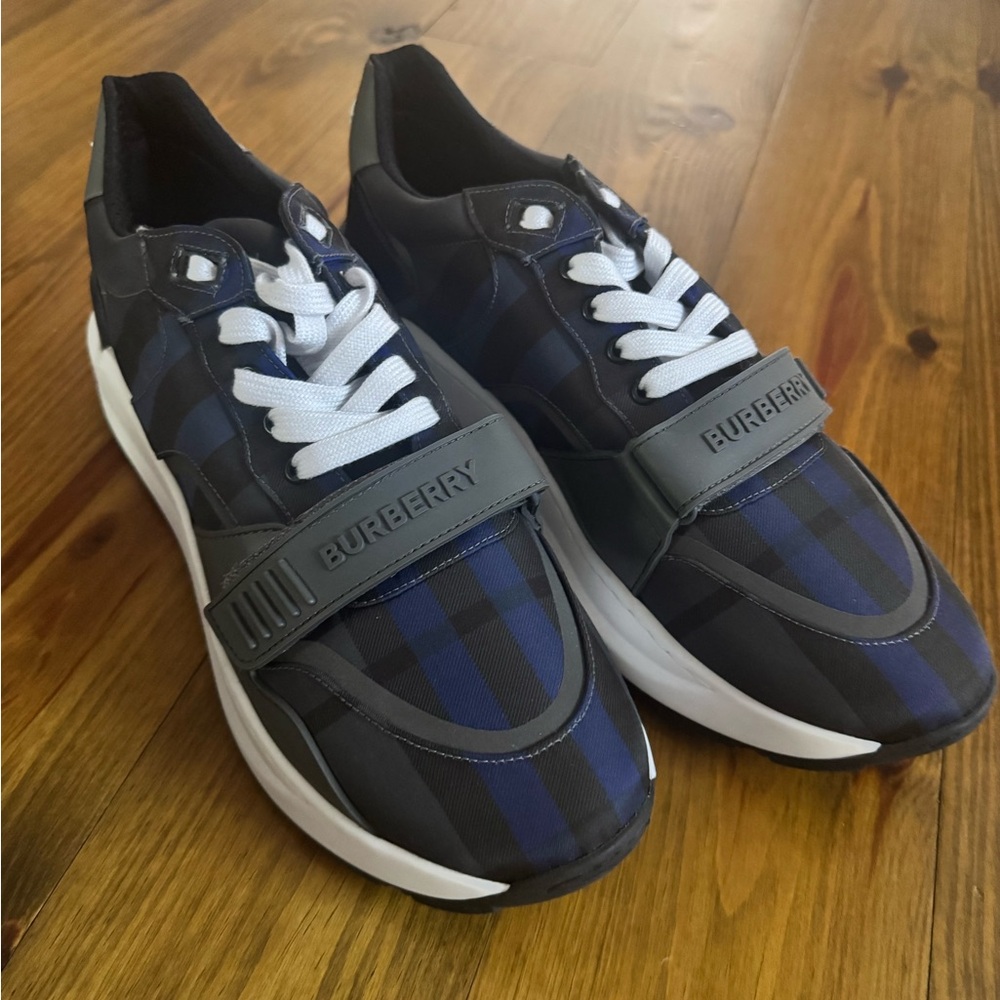 Burberry Men's Black and Blue Plaid Sneakers